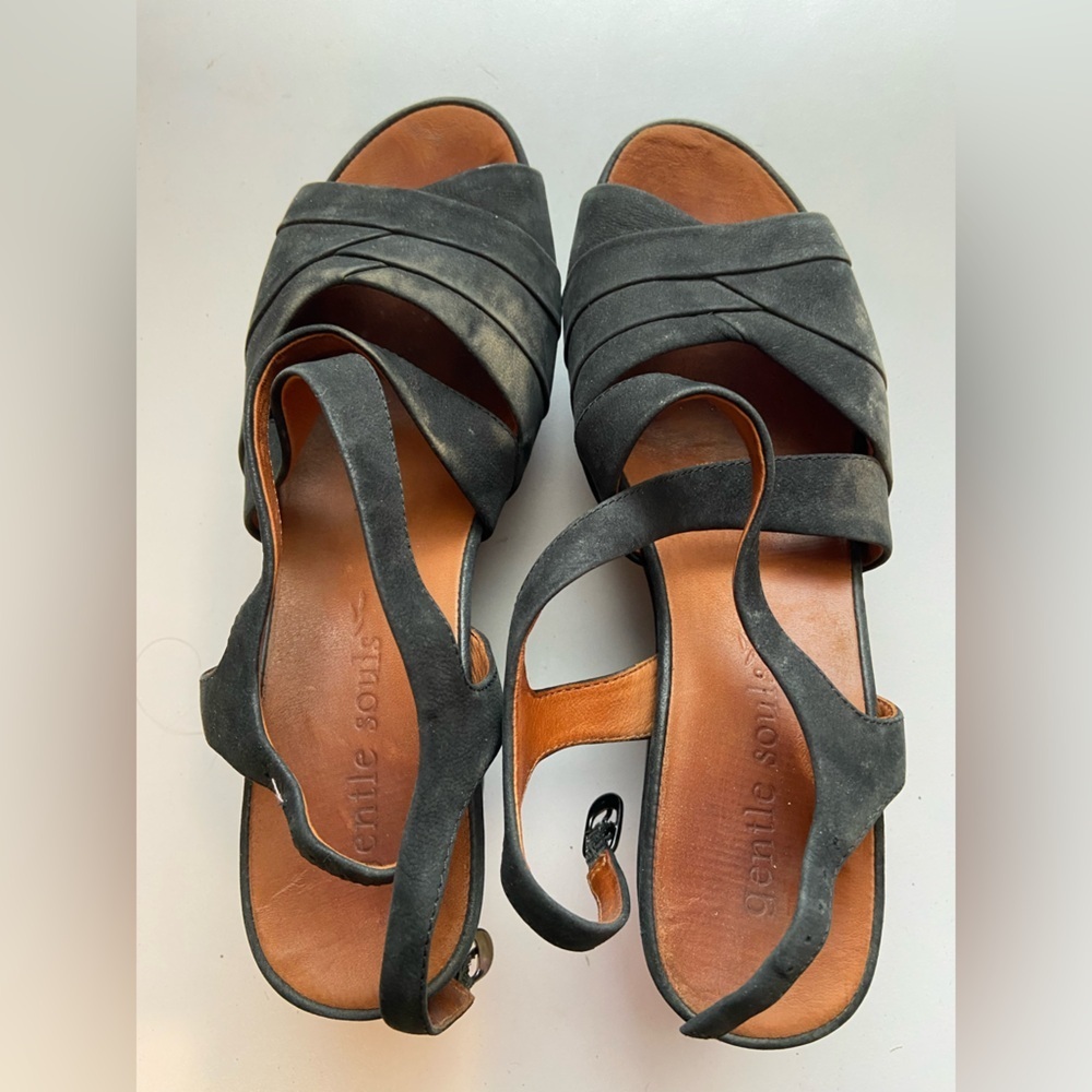 Gentle Souls Black Suede Wedge Sandals - Size 9M